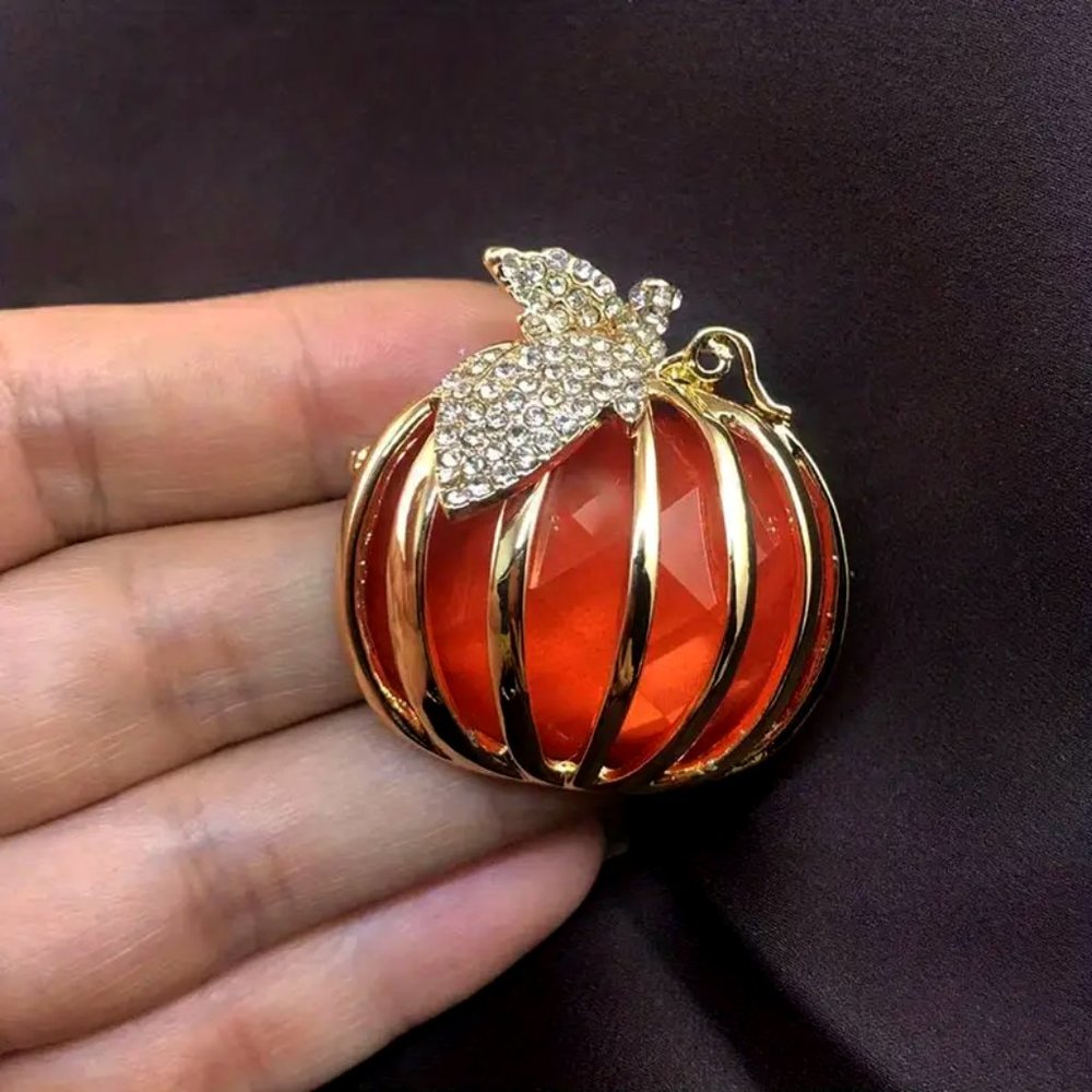 Stunning Faceted Resin and Rhinestone • Pumpkin Brooch